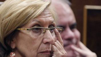 Rosa Díez, sobre el "No me consta" de Cospedal: "O son cómplices o inútiles"