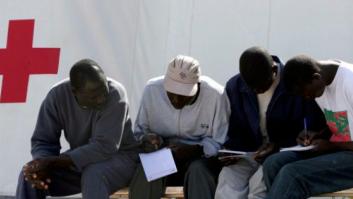 Rescatados otros 10 inmigrantes en el Estrecho de Gibraltar