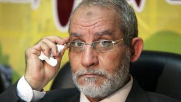 Mohamed Badie, líder de los hermanos musulmanes, detenido en Egipto por el Gobierno