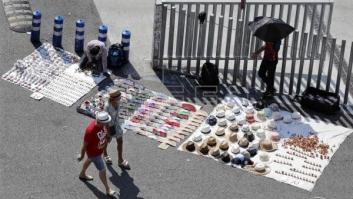 El ayuntamiento de Barcelona se reunirá con 'los manteros' para escuchar sus demandas