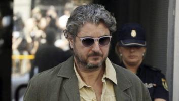 Cristóbal Páez, sustituto de Bárcenas: "Me pagan dinero que no se declara"