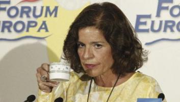 Botella, puesta a prueba ante 3 cafés: ¿Averiguará cuál es de la Plaza Mayor de Madrid?