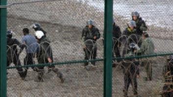 Mueren tres subsaharianos en un nuevo asalto a la valla ceutí