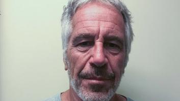 La autopsia de Jeffrey Epstein revela que tenía varios huesos rotos en el cuello