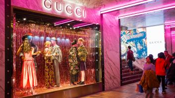 El sector del lujo se vuelca en la compra de mascarillas, geles desinfectantes y material sanitario