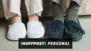 Estoy pasando la cuarentena con un tío que apenas conozco... y sus padres