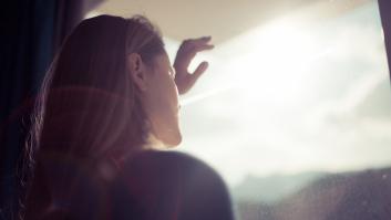 Qué comer y cuándo asomarte a la ventana: lo que tienes que saber para no sufrir déficit de vitamina D