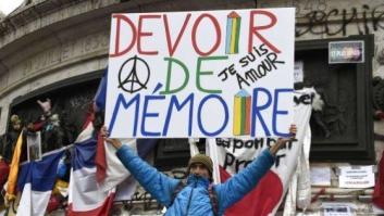 Las autoridades rinden un sobrio homenaje a las víctimas del terrorismo en París en el primer aniversario de Charlie Hebdó