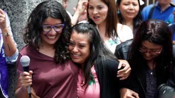 La Justicia salvadoreña absuelve a la mujer acusada de homicidio por abortar