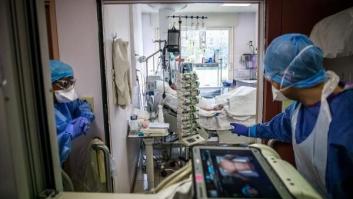 Simón advierte que las UCI "están mejor" pero siguen bajo "un alto nivel de estrés"