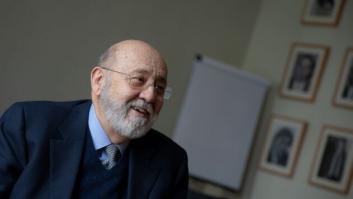 Por qué el CIS pregunta si hay que controlar la información para frenar los bulos