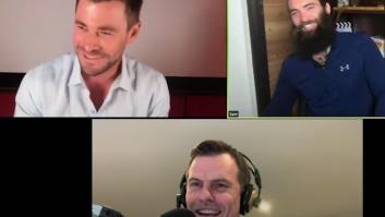 El apuro de Chris Hemsworth en plena entrevista en su casa: desató las bromas de los periodistas