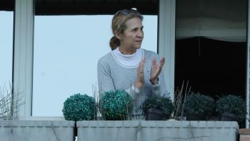 La infanta Elena se atreve a cantar de nuevo y lo hace con un 'look' muy español