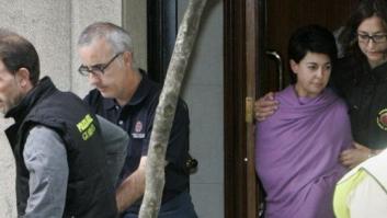 El juez eleva a asesinato las imputaciones contra los padres de Asunta