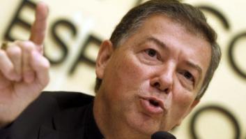 Martínez Camino: "Cambiar la ley de matrimonio es más grave que cambiar a república"