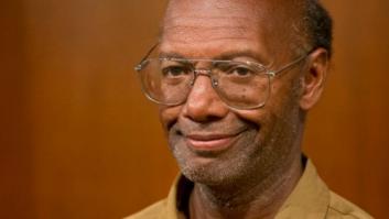 El karma existe para este sintecho de Boston