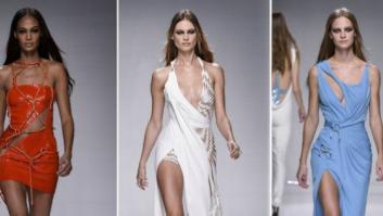 Los impresionantes escotes de Versace en la Semana de la Moda de Paris