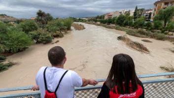 La gota fría comienza a debilitarse tras cebarse con Murcia y sólo Alicante y Valencia siguen en alerta roja