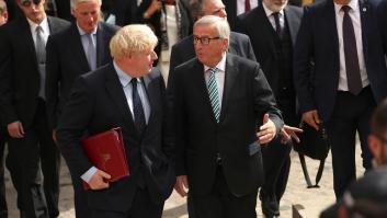 Johnson y Juncker acuerdan "intensificar" las conversaciones del Brexit