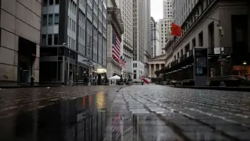 Cuomo asegura que partes del estado de Nueva York, entre otros, podrán reabrir a mediados de mayo