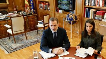 El significativo y colorido cambio en el despacho del rey desde que empezó la crisis del coronavirus