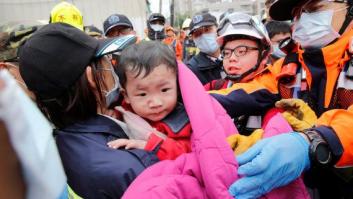 Un devastador terremoto sume en el caos a la ciudad de Tainan, en Taiwan