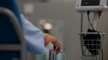 La población descendió en 106.000 personas en España durante 2020, en plena pandemia