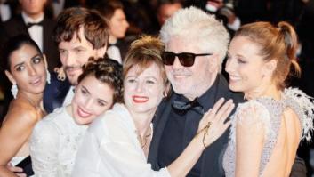 Almodóvar y los actores de 'Julieta' revolucionan Cannes