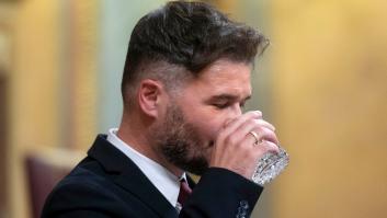 Rufián, muy duro con Sánchez: de exhibir balas marroquíes a su ironía por las medidas anunciadas