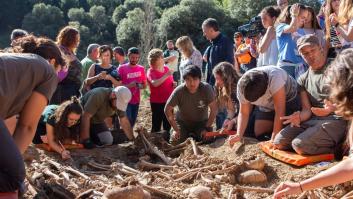 Hallan a 16 víctimas de la Guerra Civil gracias al hombre que cavó obligado la fosa