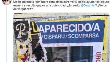 Destinia pide perdón y retira estos polémicos carteles que había difundido