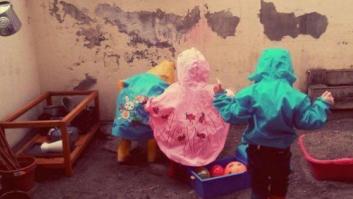 "Daba el pecho a todos los niños, no solo a los míos": así son las "tribus" de crianza colectiva en España