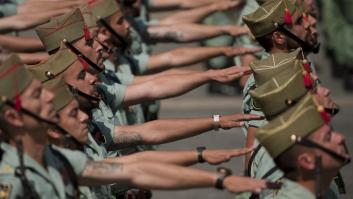 La Legión desembarca en Málaga: transporte del Cristo de la Buena Muerte en 17 fotos