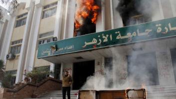 Seguidores de Morsi incendian universidades en Egipto (FOTOS, VÍDEO)