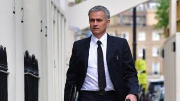 Mourinho firma como entrenador del Manchester United