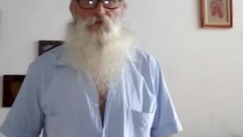 "Yo, Ángel González Acosta, declaro que estoy vivo"