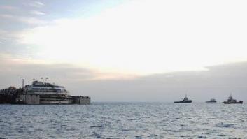 Costa Concordia time-lapse (VÍDEO): el barco vuelve a flotar antes de su traslado a Génova (FOTOS)
