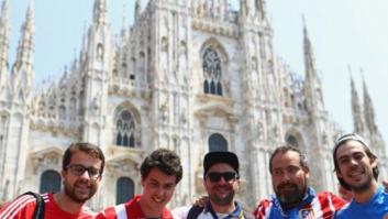 Las aficiones de Madrid y Atlético toman Milán (FOTOS)