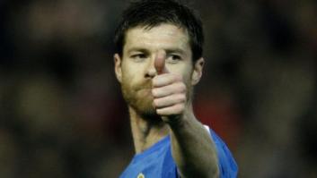 Xabi Alonso renueva con el Real Madrid hasta 2016