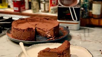 Tarta de chocolate, mascarpone y cacao