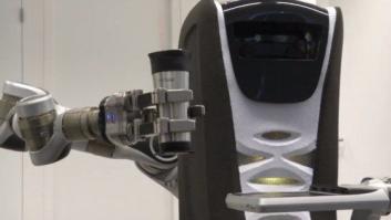 Estos 6 robots nos bañarán y nos darán de comer cuando seamos ancianos (GIFS)