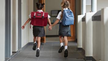 Cómo pueden padres y profesores ayudar a los niños a hacer nuevas amistades