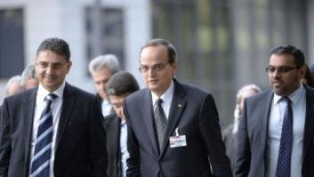 El régimen sirio y los opositores negocian cara a cara por primera vez