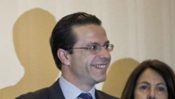 La Comunidad de Madrid condecora a Lasquetty por su "compromiso" con los servicios públicos