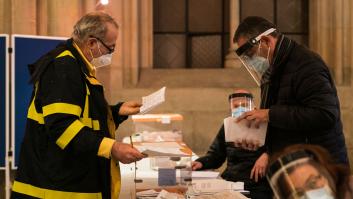 Mi odisea para votar desde el exterior en las elecciones del 4-M