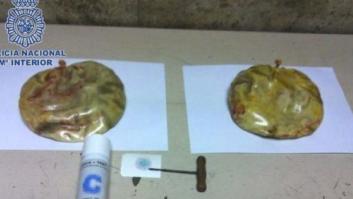 Detenida en Barajas una mujer con 1,7 kilos de cocaína escondidos en prótesis mamarias