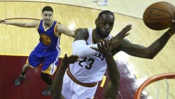 LeBron se impone a un Curry desquiciado y fuerza el séptimo partido (115-101)