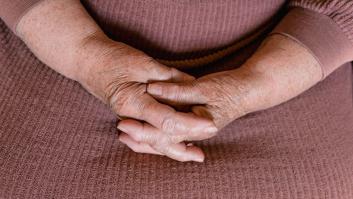 Una mujer de 80 años denuncia a su marido, de 90, tras medio siglo de maltrato