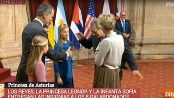 El gesto de Paul Auster que ha dejado con esta cara a la infanta Sofía