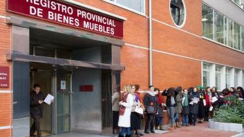 Mi cuerpo es mío... literalmente: mujeres registran sus cuerpos en el Registro Mercantil en una acción artística